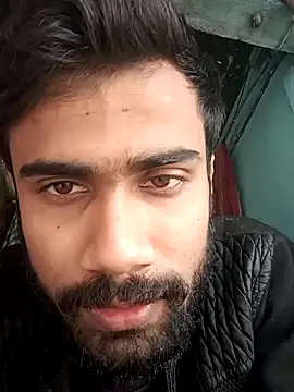 Snapshot of Skinny_Bigass_23 chatting on 01.01.25 Skinny Bigass 23 online show from 01.01.25