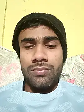 Snapshot of Skinny_Bigass_23 chatting on 02.19.25 Skinny Bigass 23 online show from 02.19.25