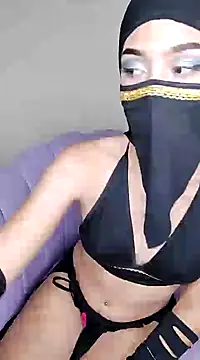 Aaliyah Salma online show from 01.10.25