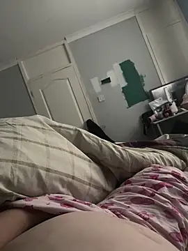 Snapshot of AmberTaylorXxx chatting on 09.18.25 AmberTaylorXxx online show from 09.18.25