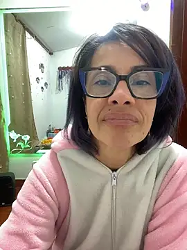 Snapshot of Goddess-Love- chatting on 04.26.26 Goddess-Love- online show from 04.26.26