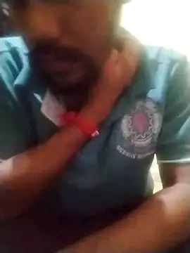 Snapshot of Muscular02 chatting on 11.06.25 Muscular02 online show from 11.06.25