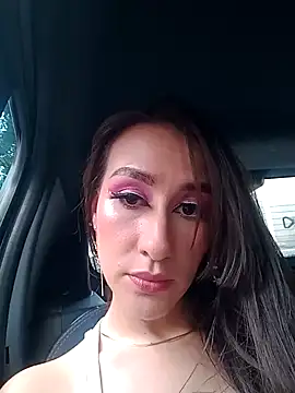 Catalinna Thompson online show from 01.16.25