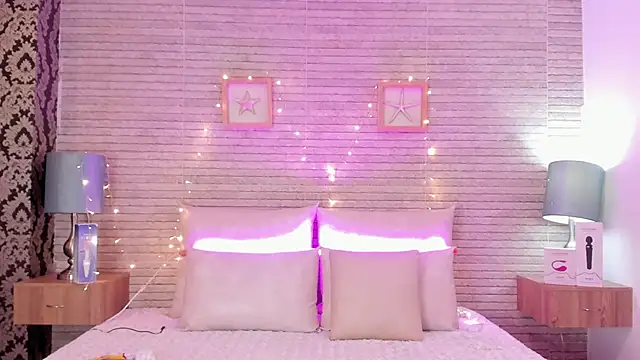 Catalinna Thompson online show from 03.01.25