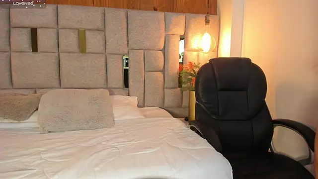 Saori newman online show from 03.07.25