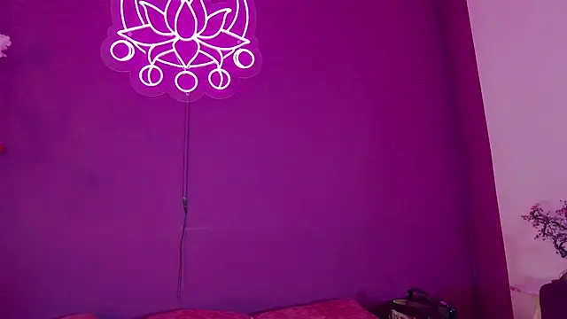 Snapshot of Lunamistyc chatting on 03.03.25 Lunamistyc online show from 03.03.25