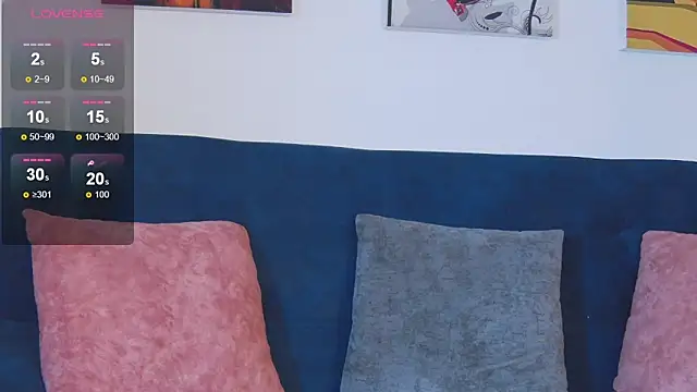 Snapshot of Lunamistyc chatting on 11.05.25 Lunamistyc online show from 11.05.25