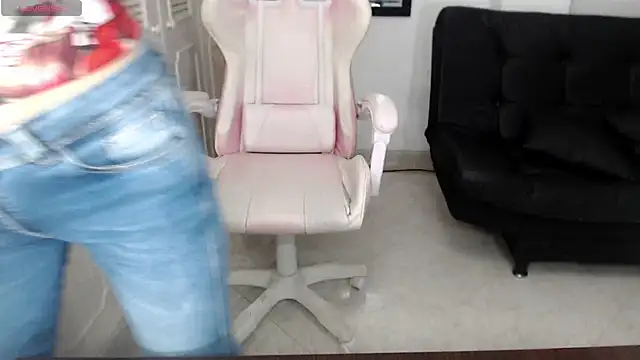 ariana crazzy online show from 01.15.25