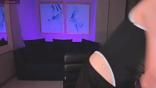 AlinaKravitz online show from 03.14.25