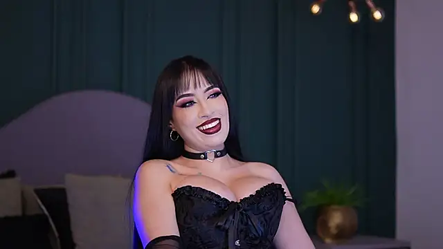 ArwenMuse online show from 10.31.25