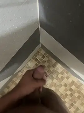 mylovetr1 online show from 12.21.24