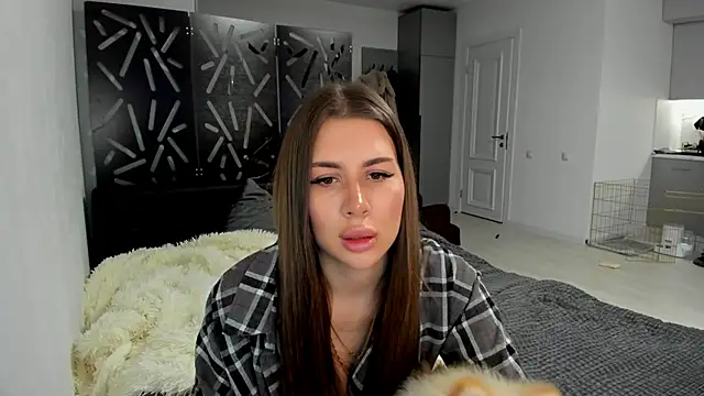 Snapshot of SuraMune chatting on 12.07.24 SuraMune online show from 12.07.24