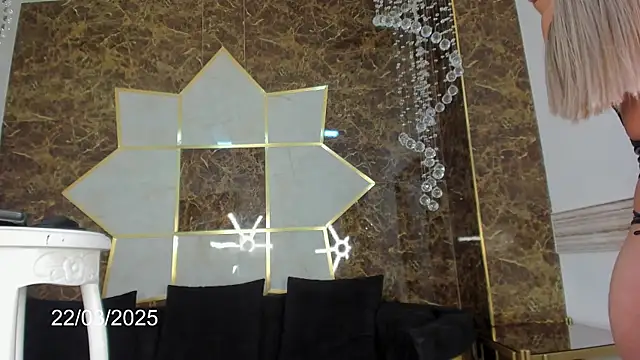 Charlie Doll online show from 03.22.25