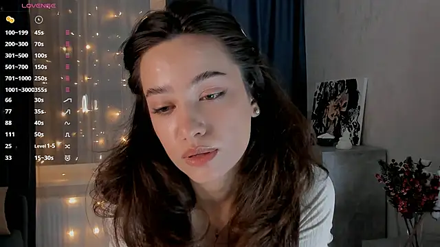 Snapshot of EmeliaReaper chatting on 02.23.25 EmeliaReaper online show from 02.23.25