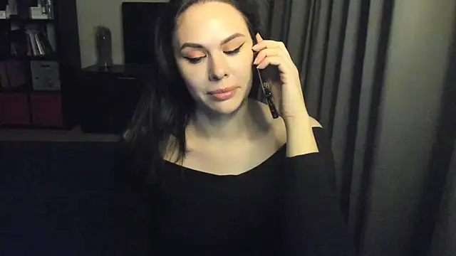 Snapshot of MollyCheiz chatting on 03.14.25 MollyCheiz online show from 03.14.25