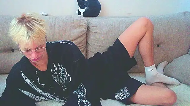 Ostin meow online show from 12.11.24