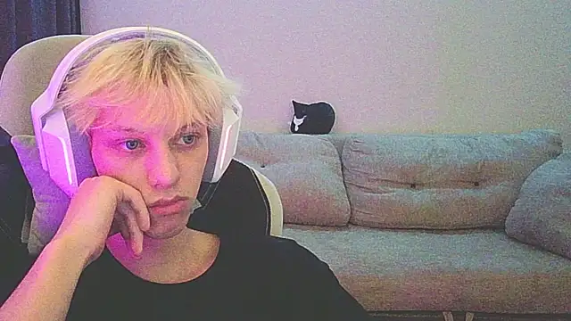 Ostin meow online show from 12.23.24