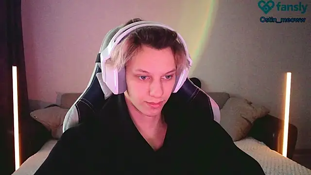 Ostin meow online show from 03.16.25