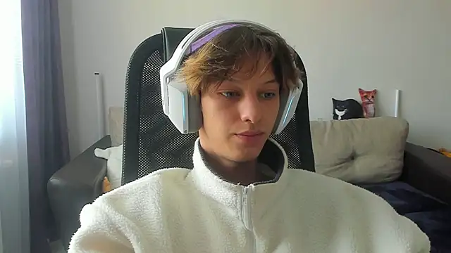 Ostin meow online show from 09.09.25