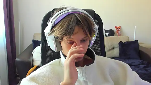 Ostin meow online show from 09.15.25