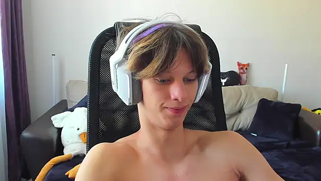 Ostin meow online show from 09.19.25