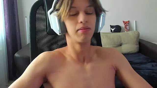 Ostin meow online show from 10.23.25