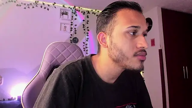 Raf brunette online show from 01.29.25