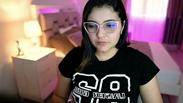 Camilaa bueno online show from 03.08.25