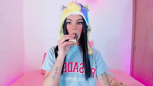 Snapshot of Ashley_Reminton chatting on 03.02.25 Ashley Reminton online show from 03.02.25