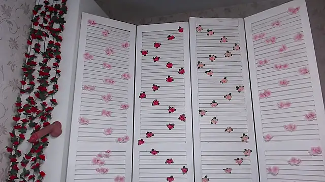 sofiaa here online show from 11.25.25