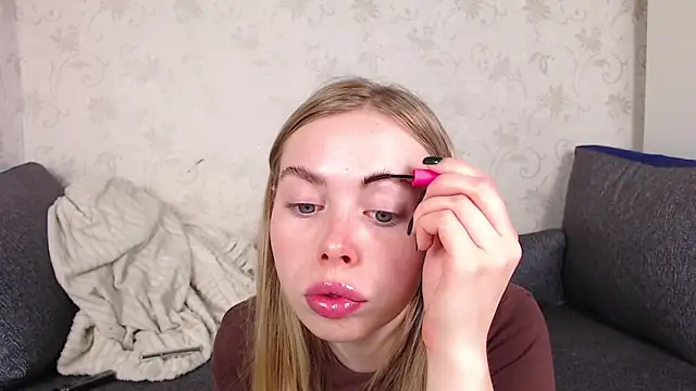 sofiaa here online show from 05.15.26