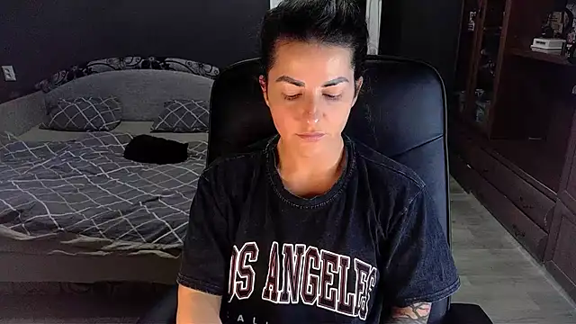 Aria Dl online show from 01.21.25