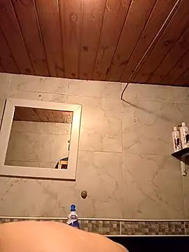 Snapshot of FlacoDani chatting on 11.01.25 FlacoDani online show from 11.01.25