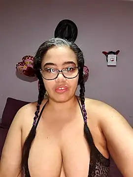 Katrina The Kitty online show from 02.11.25