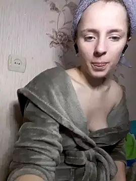 Snapshot of -bey_bi_Start chatting on 12.16.24 -bey bi Start online show from 12.16.24