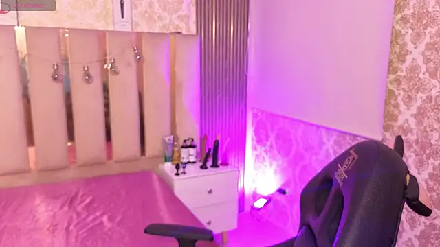 Snapshot of Andy_tay1 chatting on 11.25.25 Andy tay1 online show from 11.25.25