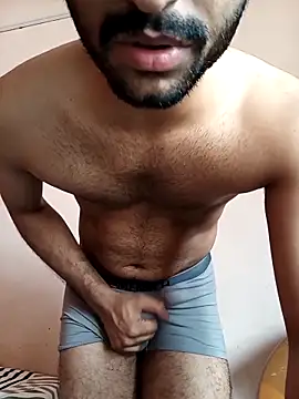 Snapshot of Vignesh3246 chatting on 09.09.25 Vignesh3246 online show from 09.09.25