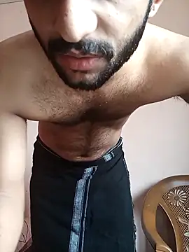 Snapshot of Vignesh3246 chatting on 10.14.25 Vignesh3246 online show from 10.14.25