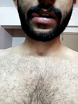 Snapshot of Vignesh3246 chatting on 10.16.25 Vignesh3246 online show from 10.16.25