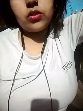 Love-Veronica online show from 04.24.26