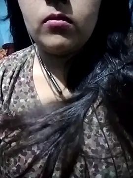 Love-Veronica online show from 04.25.26