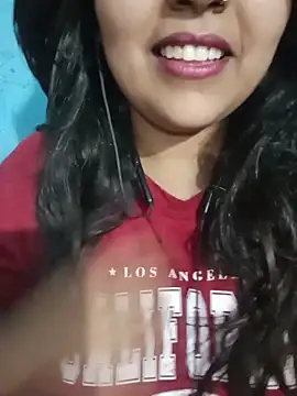 Love-Veronica online show from 05.17.26