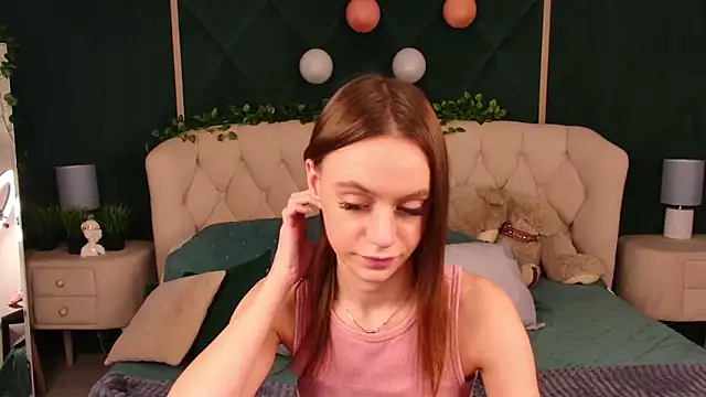 RebeccaMartons online show from 02.16.25
