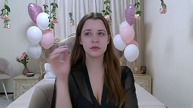 Snapshot of AgataAisitt chatting on 02.18.25 AgataAisitt online show from 02.18.25