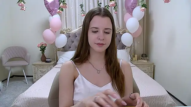 Snapshot of AgataAisitt chatting on 03.04.25 AgataAisitt online show from 03.04.25