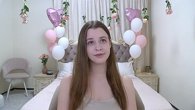 Snapshot of AgataAisitt chatting on 03.08.25 AgataAisitt online show from 03.08.25