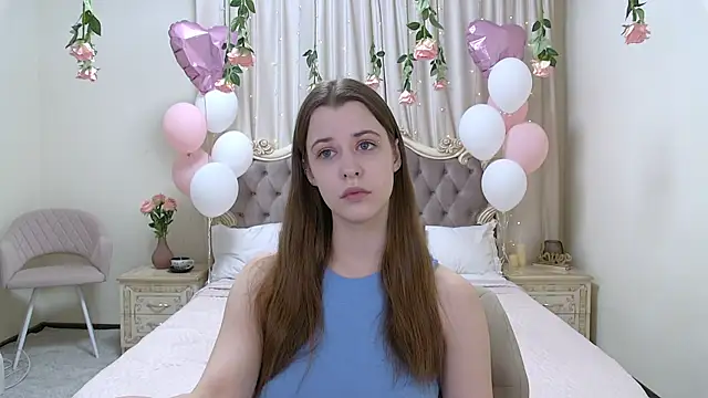 Snapshot of AgataAisitt chatting on 03.08.25 AgataAisitt online show from 03.08.25