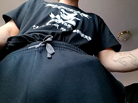 ChuckyyDee online show from 12.25.24