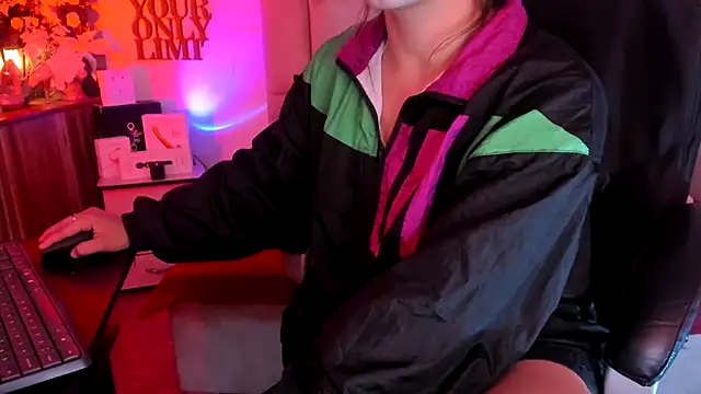 natacha  black  online show from 02.23.25