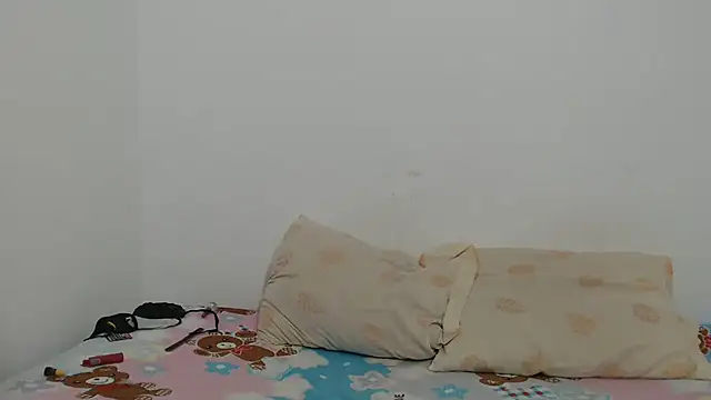 Naugthydolls online show from 03.14.25